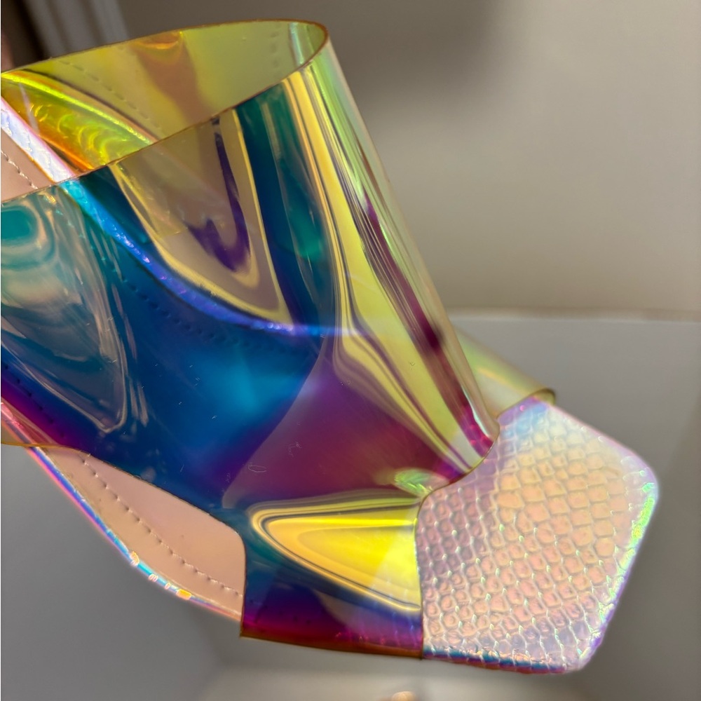 🔵Holographic BLOCK Heels BELLA MARIE - Picture 9 of 14